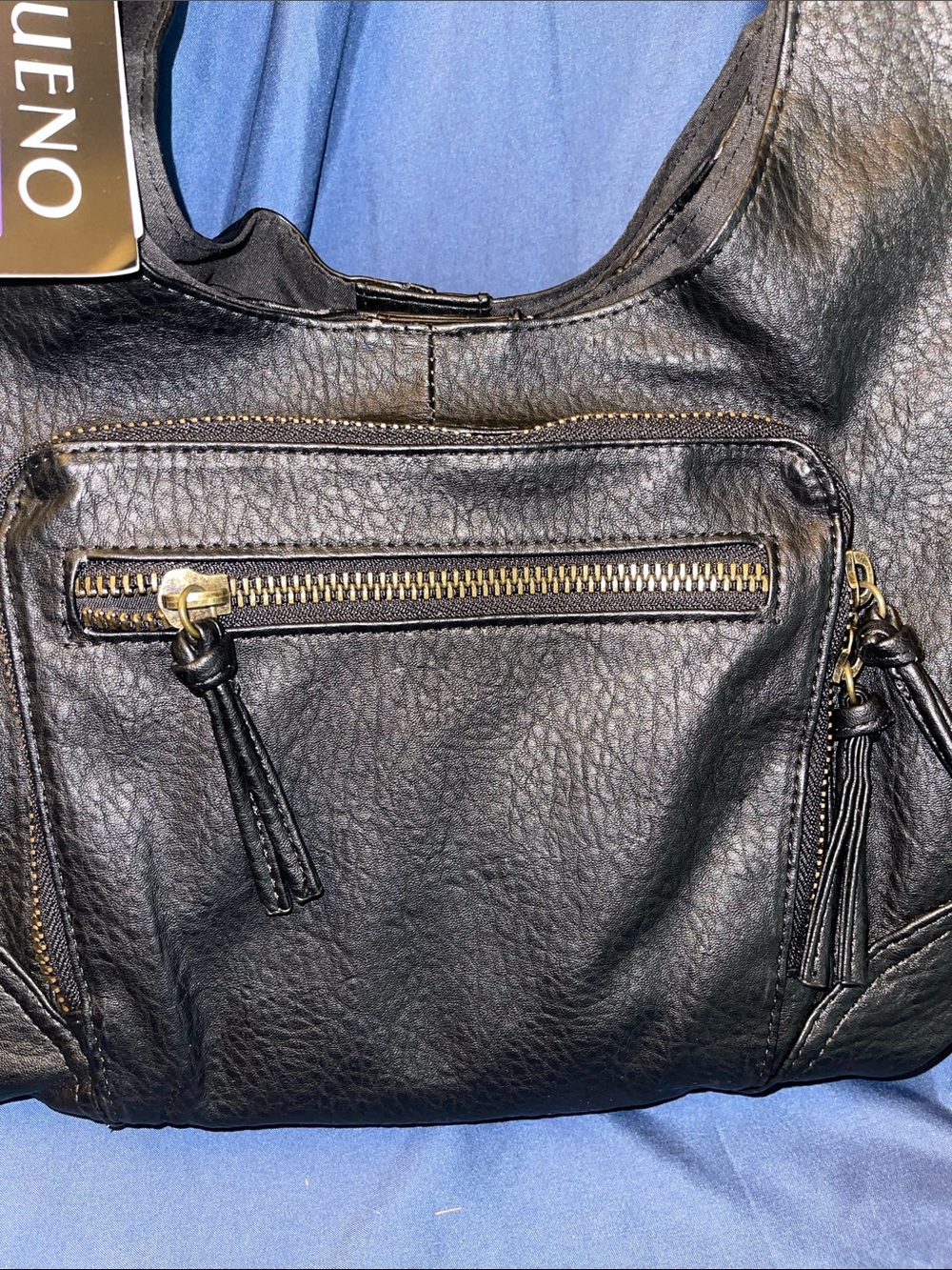 BUENO Black Pebbled Shoulder Bag with Multiple Pockets - Picture 2 of 9